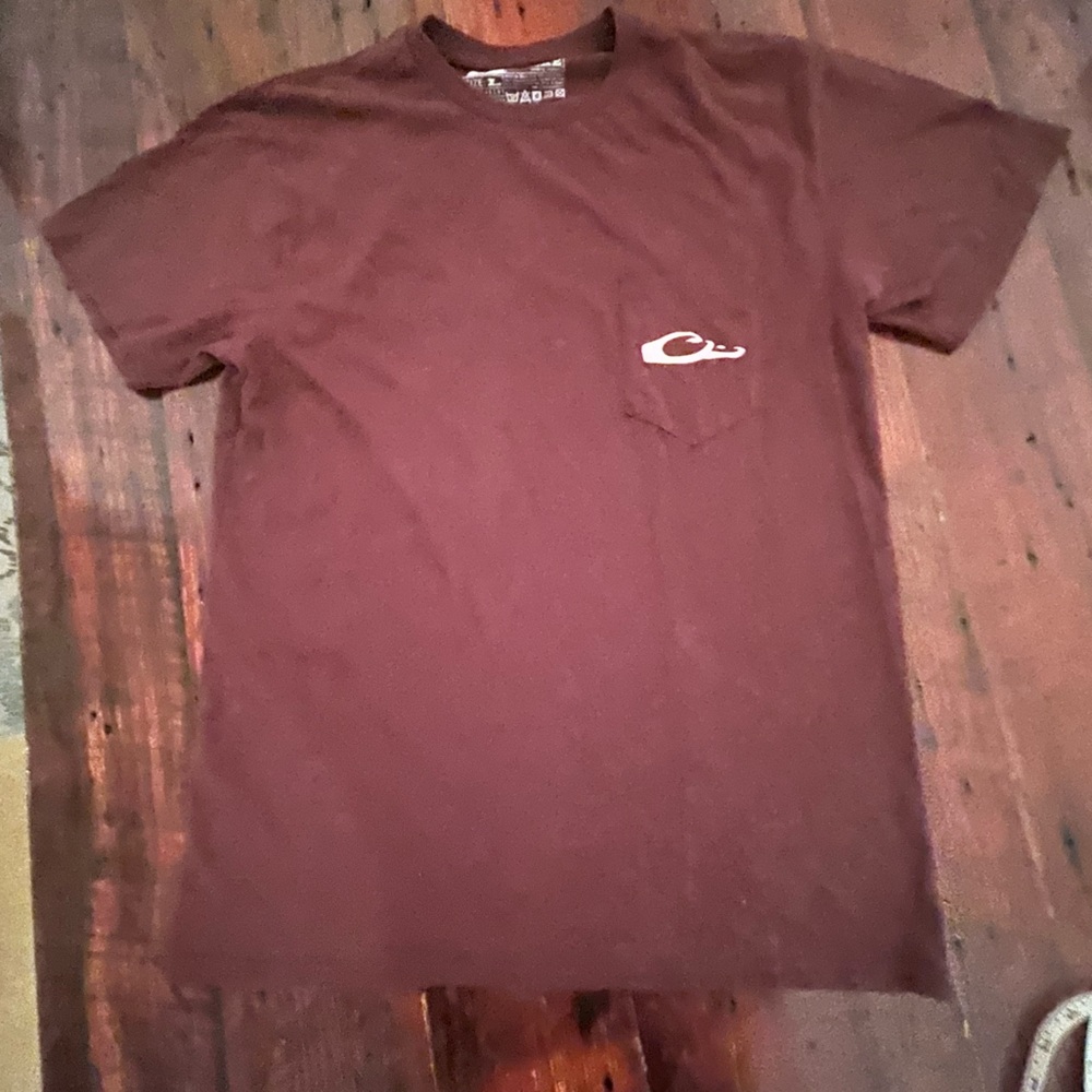 Drake men’s maroon short sleeve tshirt size XL